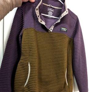 LL Bean Green and Purple Airlight Knit Pullover Colorblock in Medium